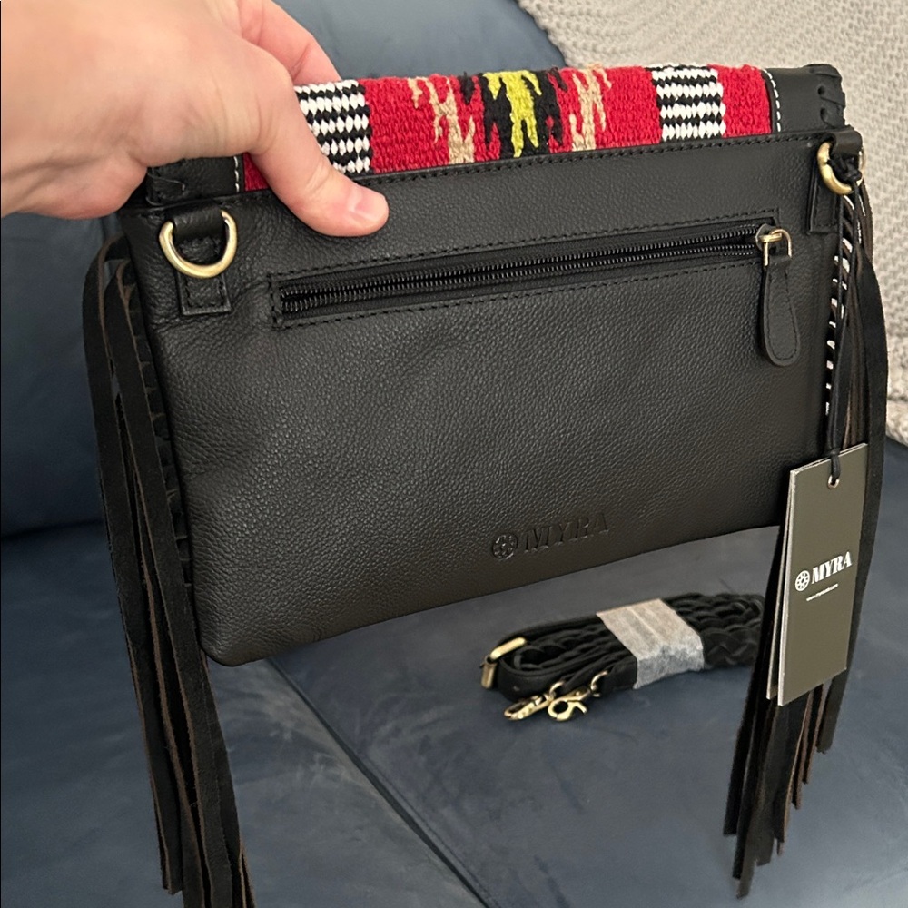 New Myra Bag Black Genuine Leather Crossbody with Aztec Rug & Fringe - Picture 6 of 12